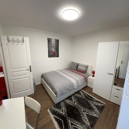 2 Pieces Proche Du Centre Paris 15 Min Apartment Rosny-sous-Bois Luaran gambar